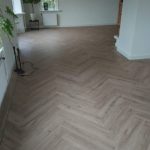 PVC visgraatvloer met band en bies